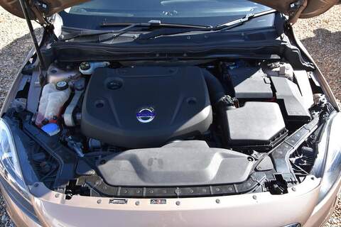Volvo V40 Cross Country 2.0 D4 Lux Nav Euro 6 (s/s) 5dr - U1798