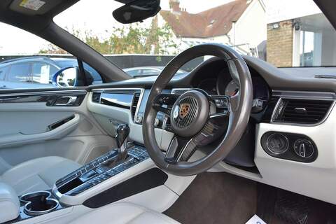 Porsche Macan 3.0 TD V6 S PDK 4WD Euro 6 (s/s) 5dr - U1800