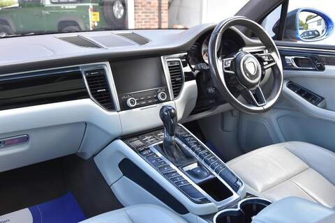 Porsche Macan 3.0 TD V6 S PDK 4WD Euro 6 (s/s) 5dr - U1800