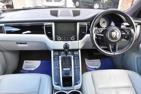 Porsche Macan 3.0 TD V6 S PDK 4WD Euro 6 (s/s) 5dr - U1800