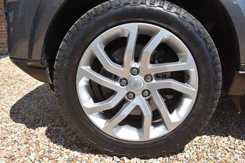 Land Rover Discovery 4 3.0 SD V6 SE Auto 4WD 5dr - U1814