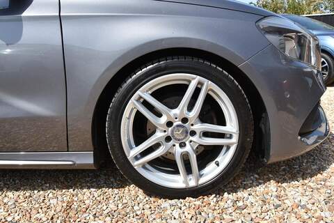 Mercedes-Benz A Class 1.5 A180d AMG Line (Executive) Euro 6 (s/s) 5dr - U1817
