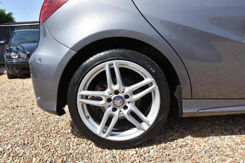 Mercedes-Benz A Class 1.5 A180d AMG Line (Executive) Euro 6 (s/s) 5dr - U1817