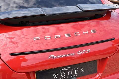 Porsche Panamera 4.8T V8 GTS PDK 4WD Euro 5 (s/s) 5dr - U1822
