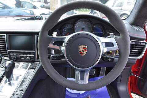 Porsche Panamera 4.8T V8 GTS PDK 4WD Euro 5 (s/s) 5dr - U1822