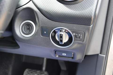 Mercedes-Benz A Class 1.8 A180 CDI BlueEfficiency Sport 7G-DCT Euro 5 (s/s) 5dr - U1825