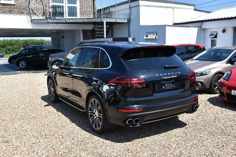 Porsche Cayenne 4.8T V8 Turbo TiptronicS 4WD Euro 6 (s/s) 5dr - U1833