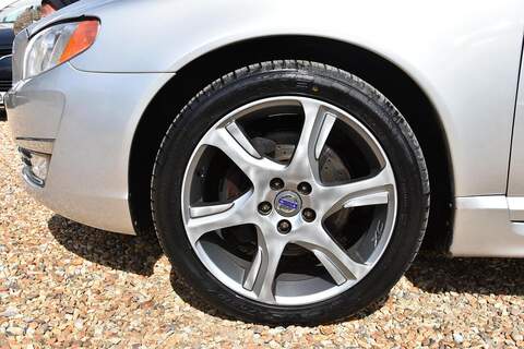 Volvo V70 2.4 D5 SE Lux Estate 5dr Diesel Geartronic Euro 5 (215 ps) - U1839