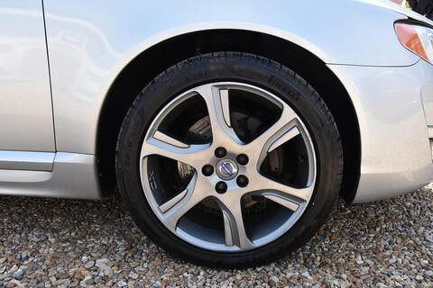 Volvo V70 2.4 D5 SE Lux Estate 5dr Diesel Geartronic Euro 5 (215 ps) - U1839