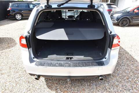 Volvo V70 2.4 D5 SE Lux Estate 5dr Diesel Geartronic Euro 5 (215 ps) - U1839