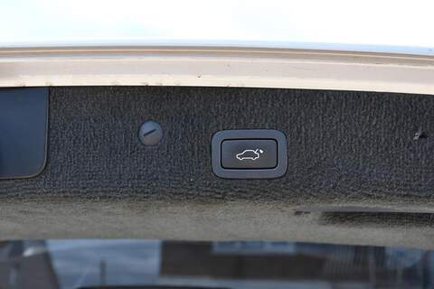 Volvo V70 2.4 D5 SE Lux Estate 5dr Diesel Geartronic Euro 5 (215 ps) - U1839