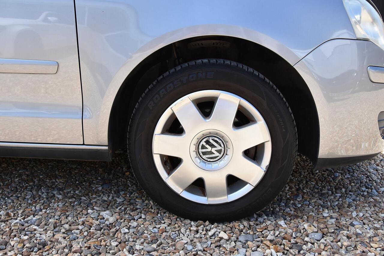 2005 Volkswagen Polo thumbnail 8