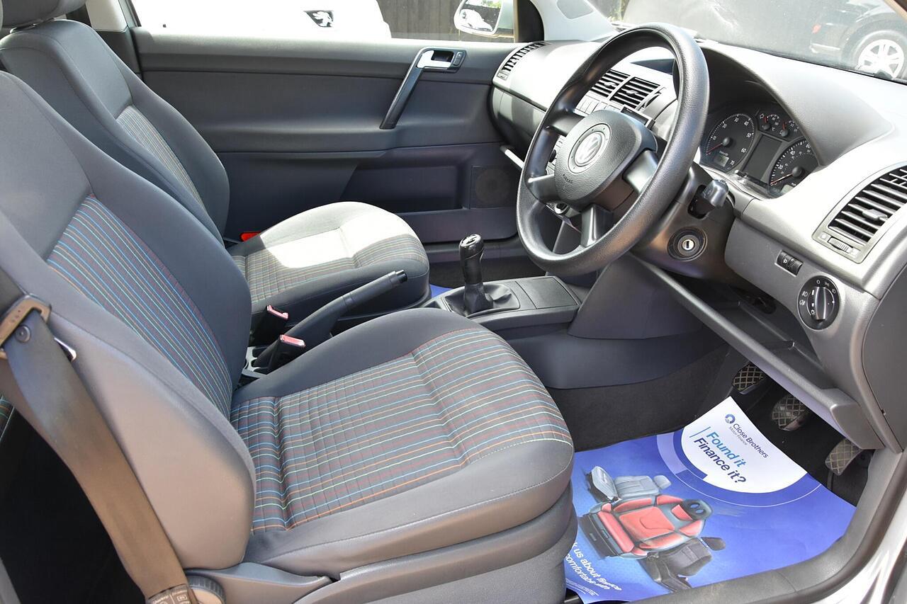 2005 Volkswagen Polo thumbnail 9