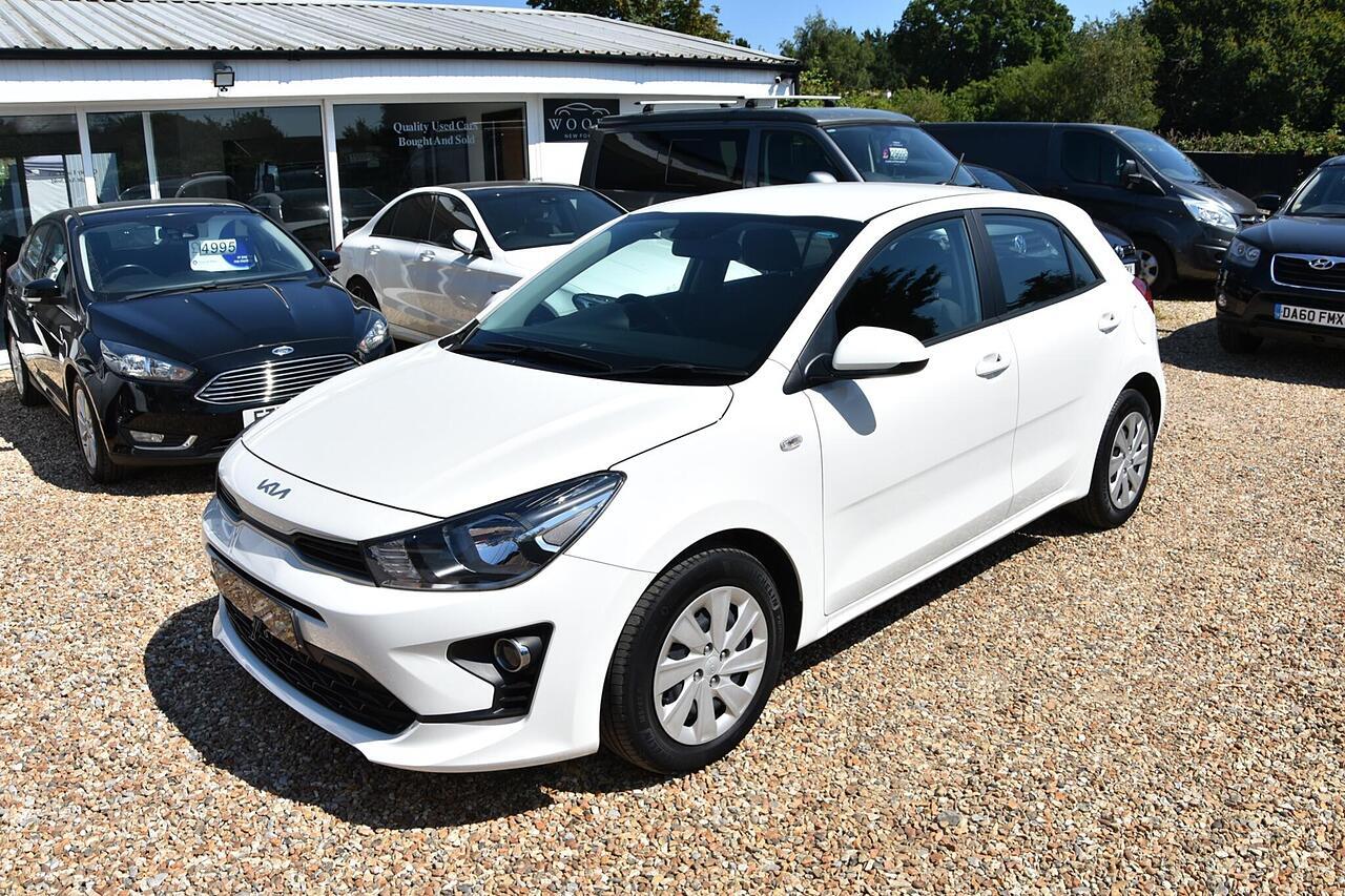 2021 KIA Rio thumbnail 7