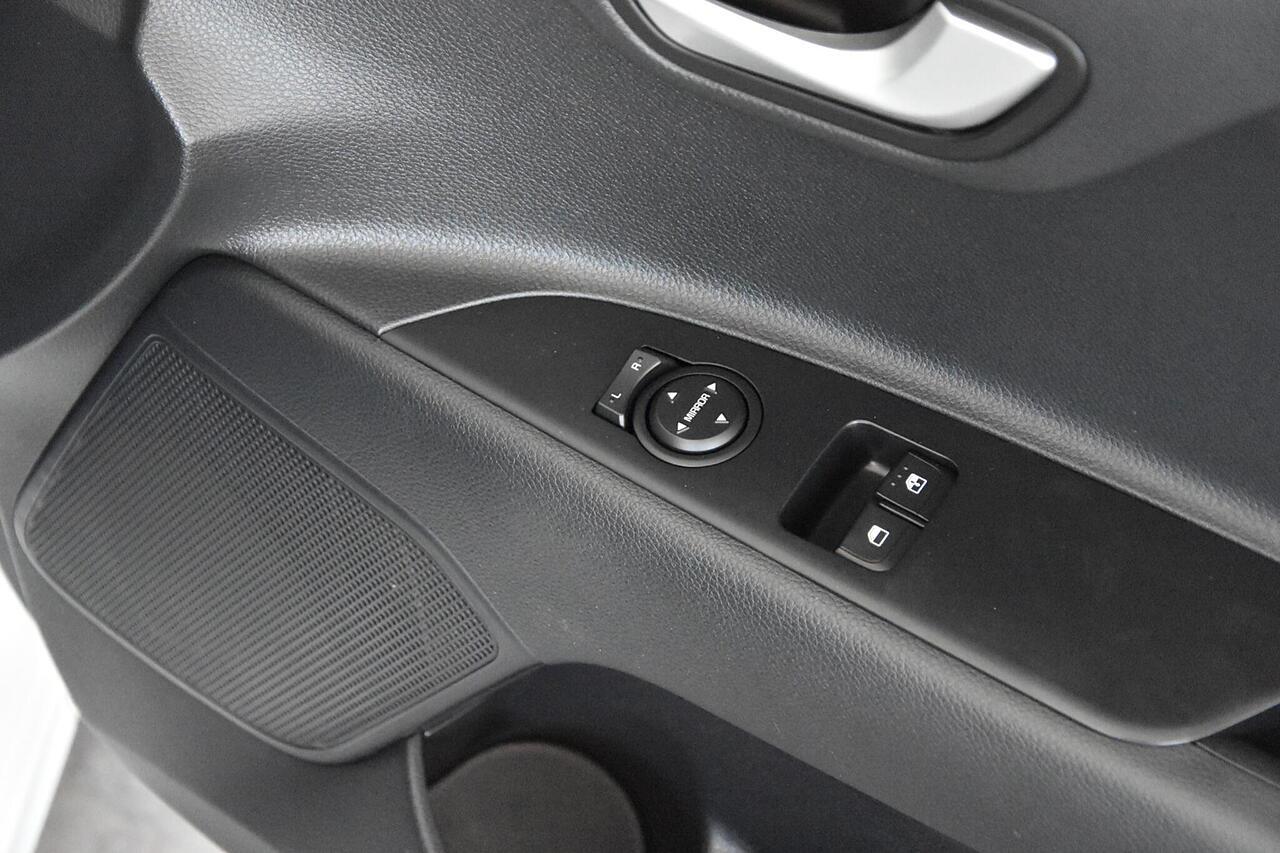 2021 KIA Rio thumbnail 16