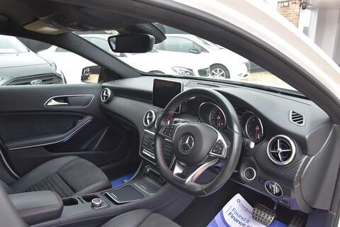 Mercedes-Benz A Class 2.1 A200d AMG Line (Premium) 7G-DCT Euro 6 (s/s) 5dr - U1857