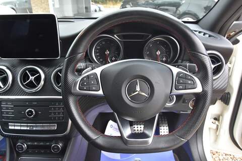 Mercedes-Benz A Class 2.1 A200d AMG Line (Premium) 7G-DCT Euro 6 (s/s) 5dr - U1857
