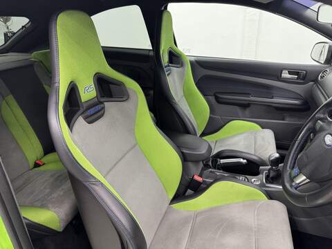 FORD FOCUS 2.3T EcoBoost RS Hatchback 5dr Petrol Manual AWD Euro 6 (s/s) (350 ps)