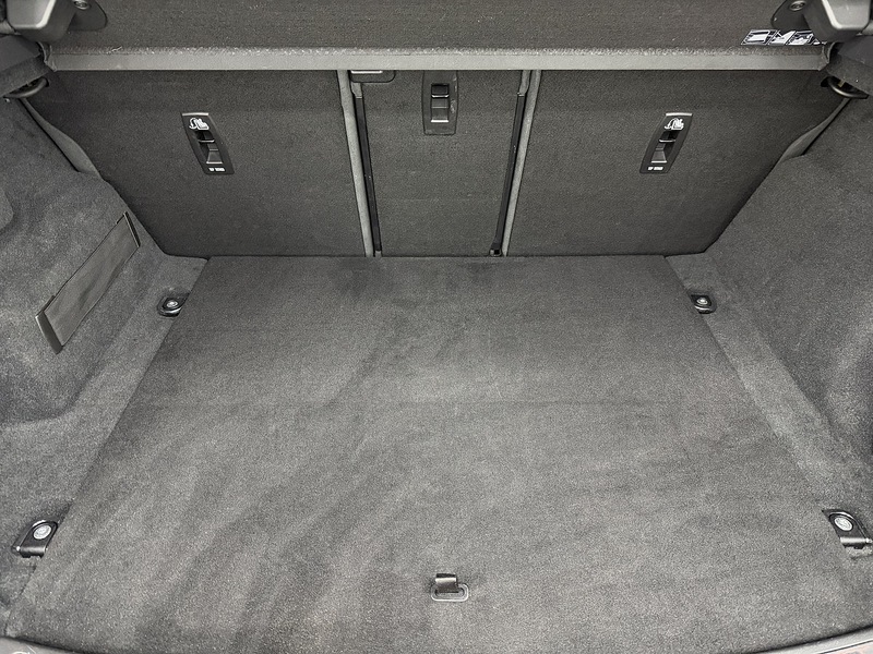 Land Rover Range Rover Evoque 2.0 D180 MHEV First Edition SUV 5dr Diesel Auto 4WD Euro 6 (s/s) (180 ps) - U6431