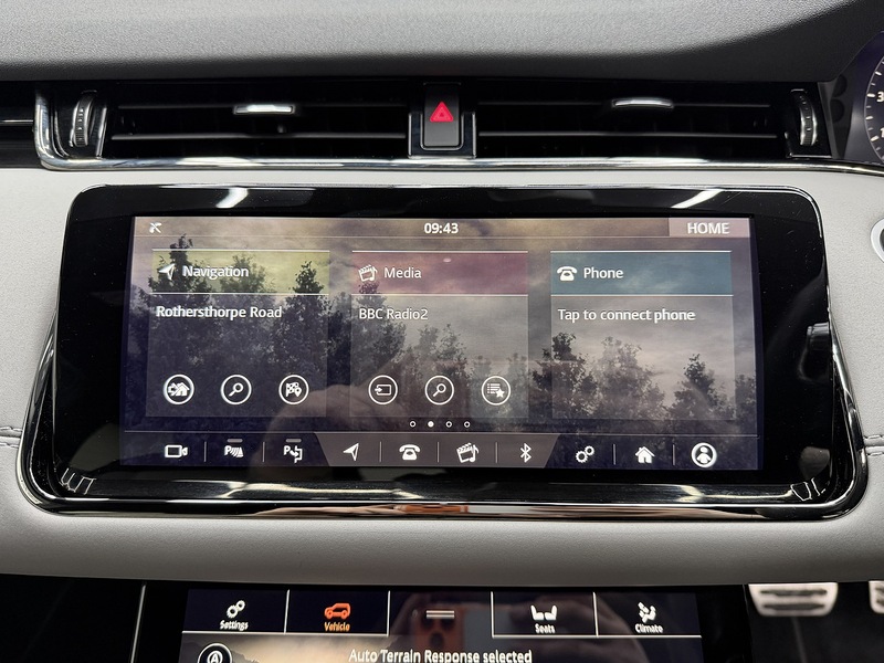 Land Rover Range Rover Evoque 2.0 D180 MHEV First Edition SUV 5dr Diesel Auto 4WD Euro 6 (s/s) (180 ps) - U6431