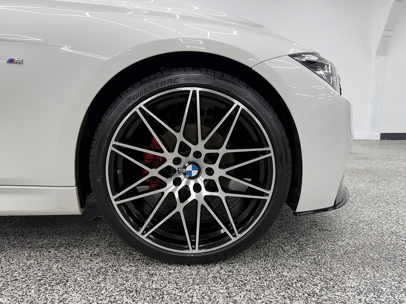 BMW 3 Series 2.0 320d M Sport Saloon 4dr Diesel Auto Euro 6 (s/s) (190 ps) - U6434