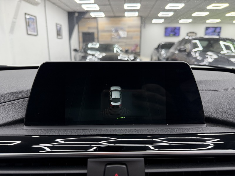 BMW 3 Series 2.0 320d M Sport Saloon 4dr Diesel Auto Euro 6 (s/s) (190 ps) - U6434