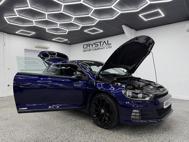 Volkswagen Scirocco 2.0 TDI BlueMotion Tech GT Hatchback 3dr Diesel DSG Euro 6 (s/s) (150 ps) - U6439