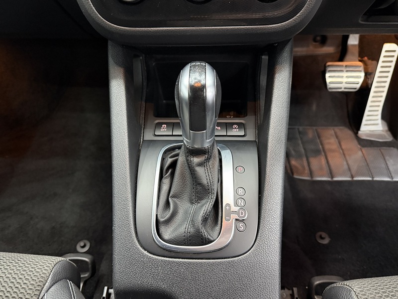 Volkswagen Scirocco 2.0 TDI BlueMotion Tech GT Hatchback 3dr Diesel DSG Euro 6 (s/s) (150 ps) - U6439