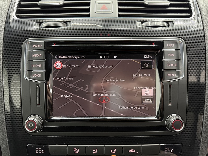 Volkswagen Scirocco 2.0 TDI BlueMotion Tech GT Hatchback 3dr Diesel DSG Euro 6 (s/s) (150 ps) - U6439