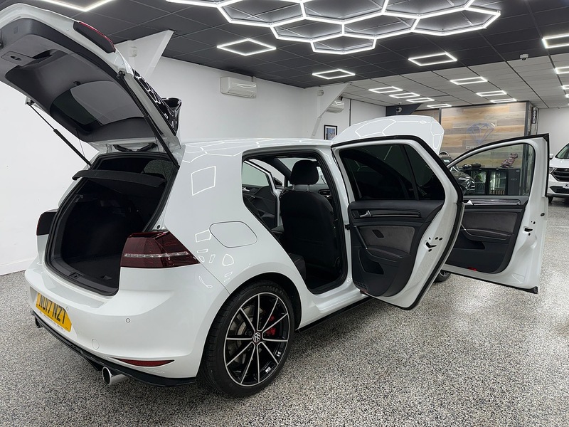 Volkswagen Golf 2.0 TSI BlueMotion Tech GTI Clubsport 40 Hatchback 5dr Petrol DSG Euro 6 (s/s) (265 ps) - U6442