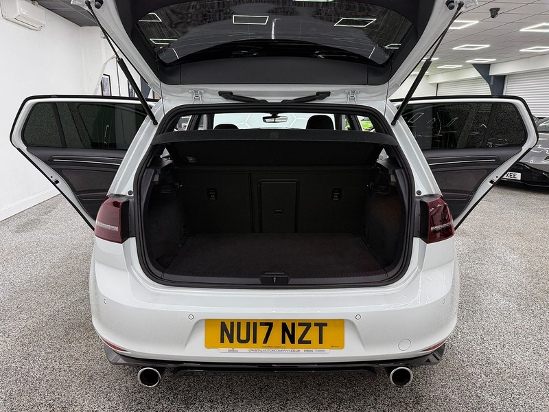 Volkswagen Golf 2.0 TSI BlueMotion Tech GTI Clubsport 40 Hatchback 5dr Petrol DSG Euro 6 (s/s) (265 ps) - U6442