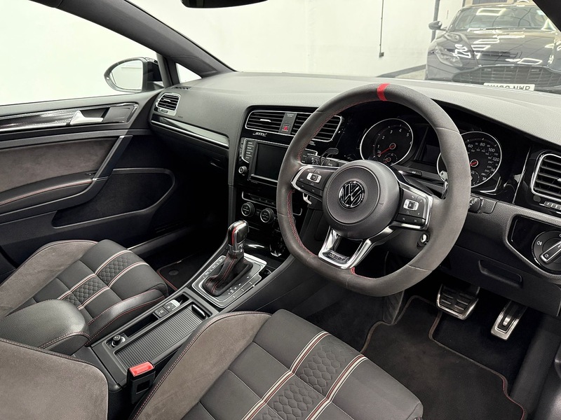 Volkswagen Golf 2.0 TSI BlueMotion Tech GTI Clubsport 40 Hatchback 5dr Petrol DSG Euro 6 (s/s) (265 ps) - U6442