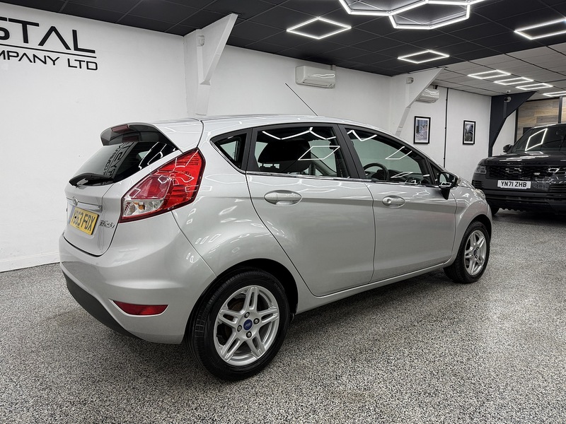 Ford Fiesta 1.0T EcoBoost Zetec Hatchback 5dr Petrol Manual Euro 5 (s/s) (100 ps) - U6443
