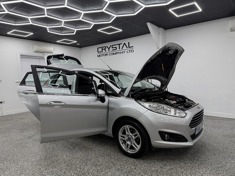 Ford Fiesta 1.0T EcoBoost Zetec Hatchback 5dr Petrol Manual Euro 5 (s/s) (100 ps) - U6443
