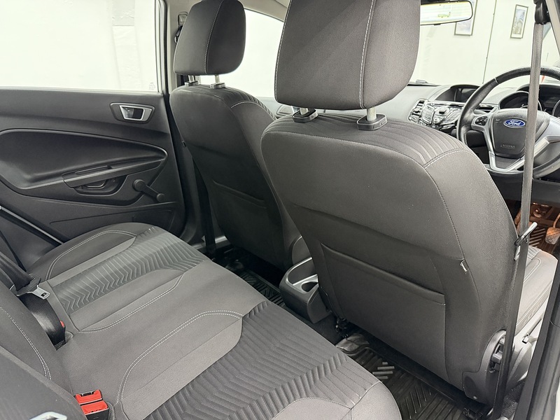 Ford Fiesta 1.0T EcoBoost Zetec Hatchback 5dr Petrol Manual Euro 5 (s/s) (100 ps) - U6443