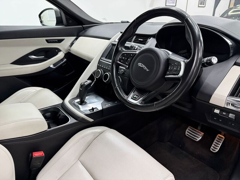 Jaguar E-PACE 2.0 D180 R-Dynamic HSE SUV 5dr Diesel Auto AWD Euro 6 (s/s) (180 ps) - U6447
