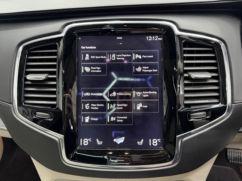 Volvo XC90 2.0h T8 Twin Engine 9.2kWh Inscription SUV 5dr Petrol Plug-in Hybrid Geartronic 4WD Euro 6 (s/s) - U6455