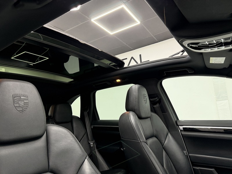 Porsche Cayenne 3.0 TD V6 SUV 5dr Diesel TiptronicS 4WD Euro 6 (s/s) (262 ps) - U6456