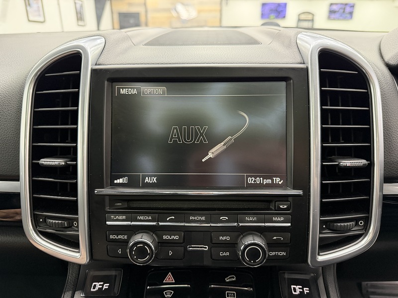 Porsche Cayenne 3.0 TD V6 SUV 5dr Diesel TiptronicS 4WD Euro 6 (s/s) (262 ps) - U6456