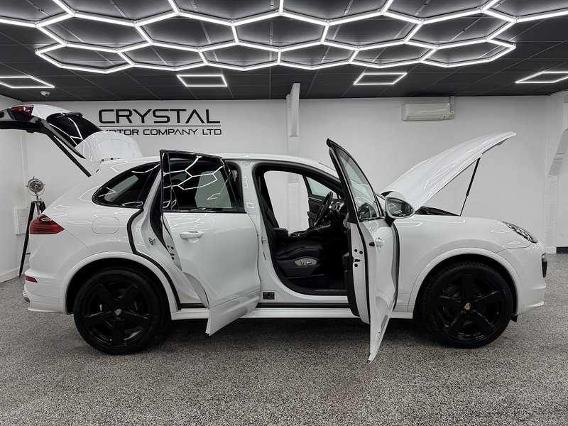 Porsche Cayenne 3.0 TD V6 SUV 5dr Diesel TiptronicS 4WD Euro 6 (s/s) (262 ps) - U6456