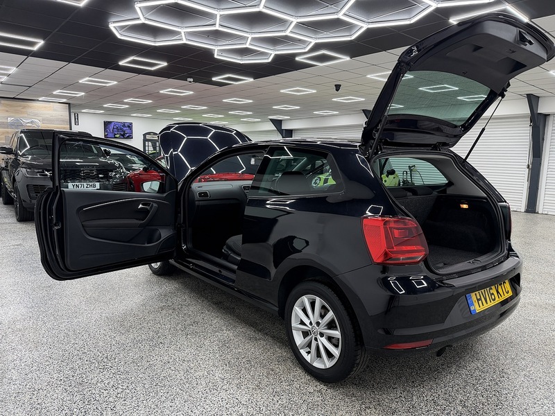 Volkswagen Polo 1.2 TSI BlueMotion Tech Match Hatchback 3dr Petrol Manual Euro 6 (s/s) (90 ps) - U6458
