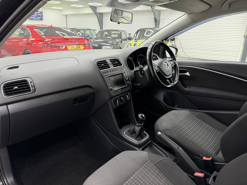 Volkswagen Polo 1.2 TSI BlueMotion Tech Match Hatchback 3dr Petrol Manual Euro 6 (s/s) (90 ps) - U6458