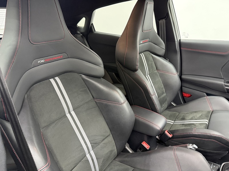 Ford Puma 1.0T EcoBoost MHEV ST SUV 5dr Petrol Hybrid DCT Euro 6 (s/s) (170 ps) - U6461