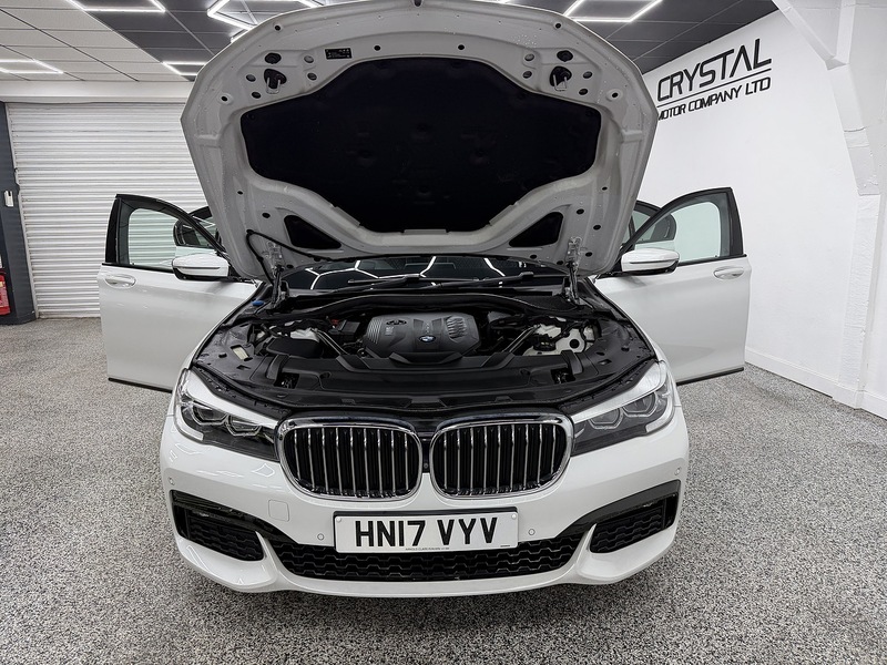 BMW 7 Series 3.0 740d M Sport Saloon 4dr Diesel Auto xDrive Euro 6 (s/s) (320 ps) - U6471