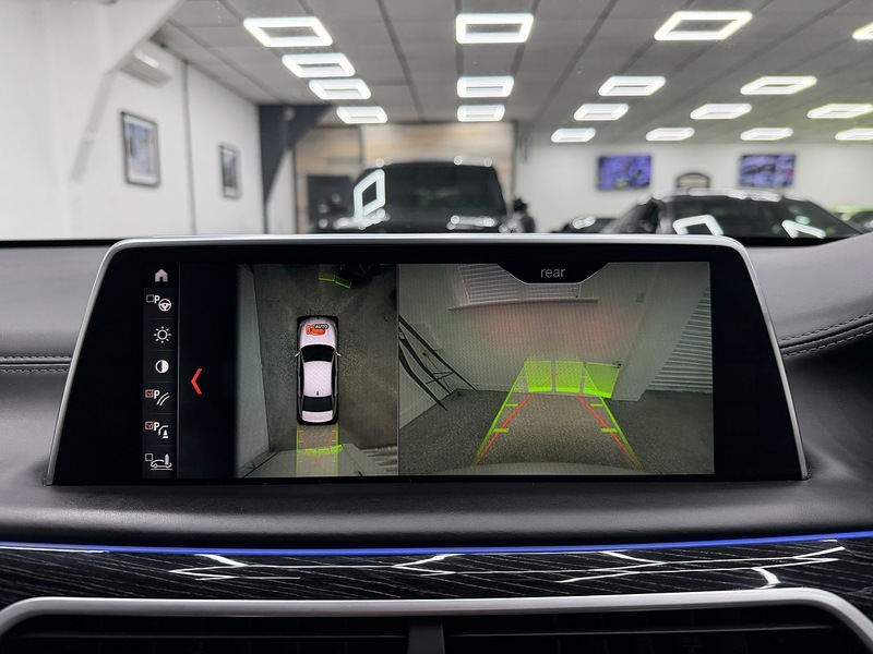 BMW 7 Series 3.0 740d M Sport Saloon 4dr Diesel Auto xDrive Euro 6 (s/s) (320 ps) - U6471