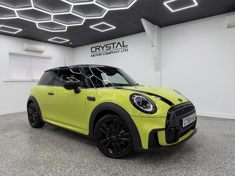 MINI Hatch 1.5 Cooper Sport Hatchback 3dr Petrol Steptronic Euro 6 (s/s) (136 ps) - U6472