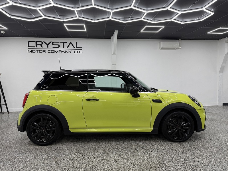 MINI Hatch 1.5 Cooper Sport Hatchback 3dr Petrol Steptronic Euro 6 (s/s) (136 ps) - U6472