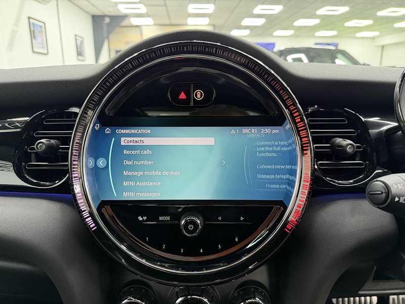 MINI Hatch 1.5 Cooper Sport Hatchback 3dr Petrol Steptronic Euro 6 (s/s) (136 ps) - U6472