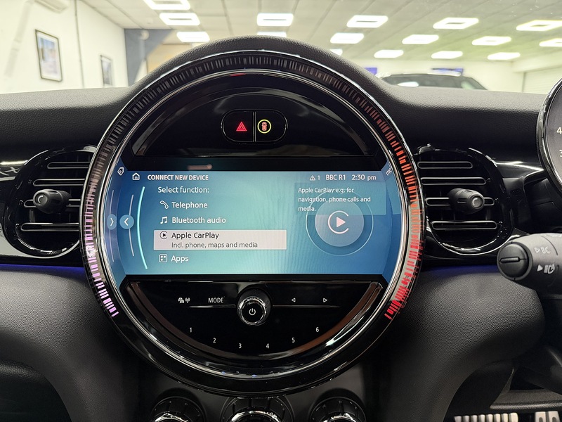 MINI Hatch 1.5 Cooper Sport Hatchback 3dr Petrol Steptronic Euro 6 (s/s) (136 ps) - U6472