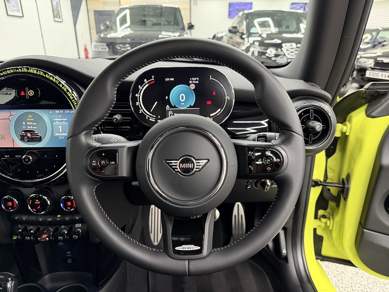 MINI Hatch 1.5 Cooper Sport Hatchback 3dr Petrol Steptronic Euro 6 (s/s) (136 ps) - U6472